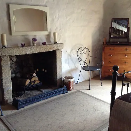 Apartment Traditional Brittany Medieval Stone Guemene-sur-Scorff